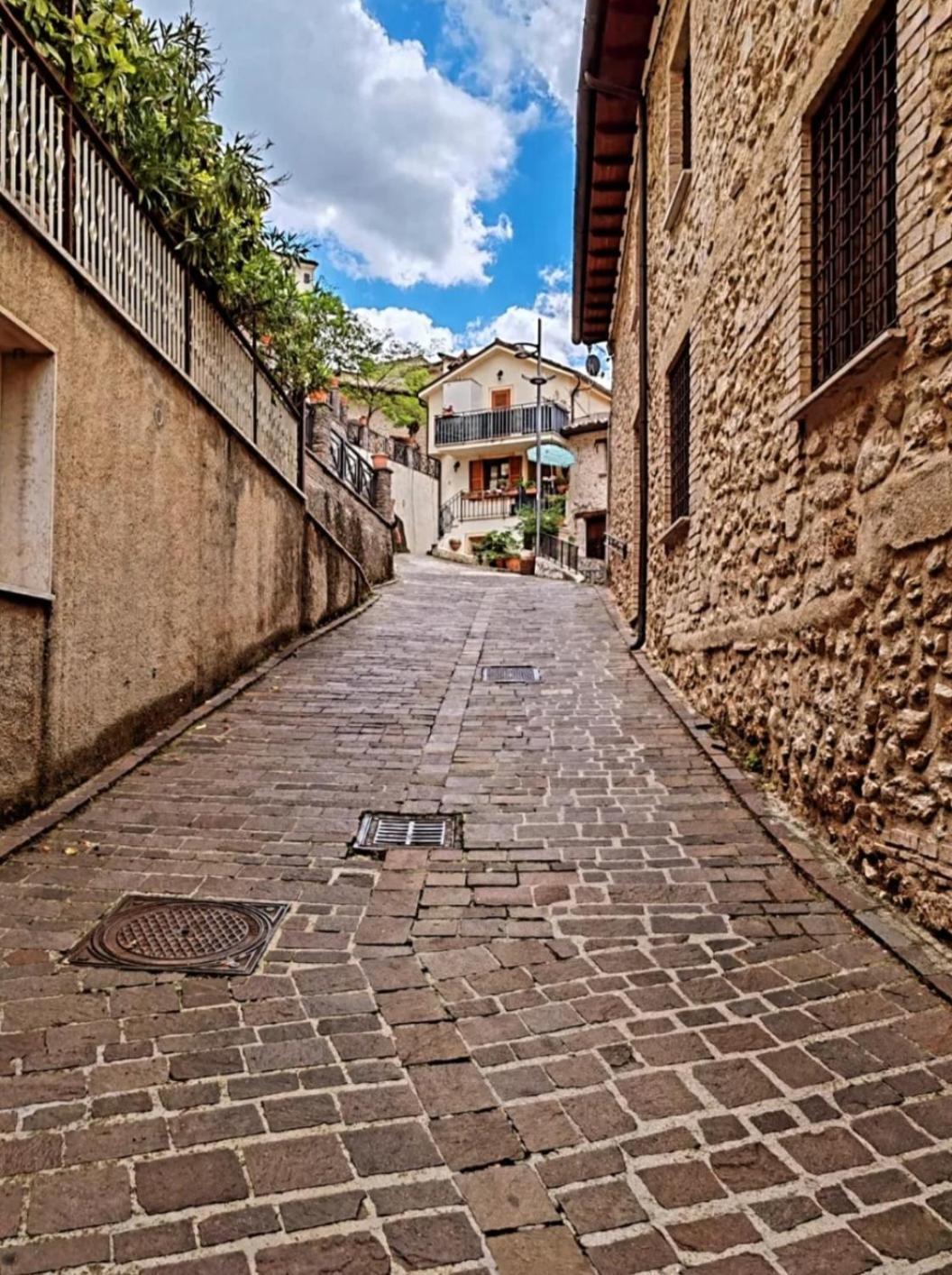 Il Sentiero Apartamento Poggio Bustone Exterior foto